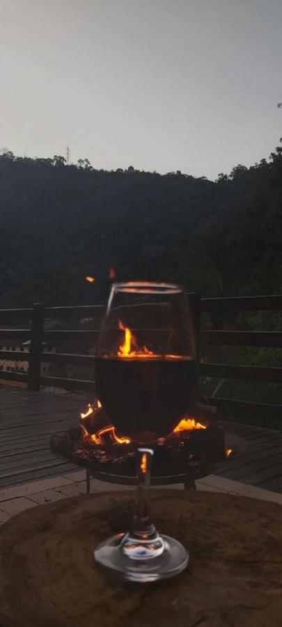 Meu Cantinho Na Serra- 5 Minutos De Itaipava Petrópolis Esterno foto